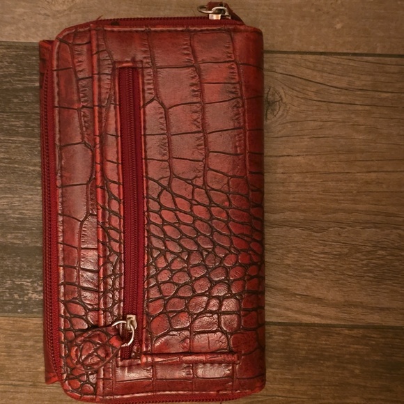 NWOT Croft and Barrow Wallet - Picture 3 of 4